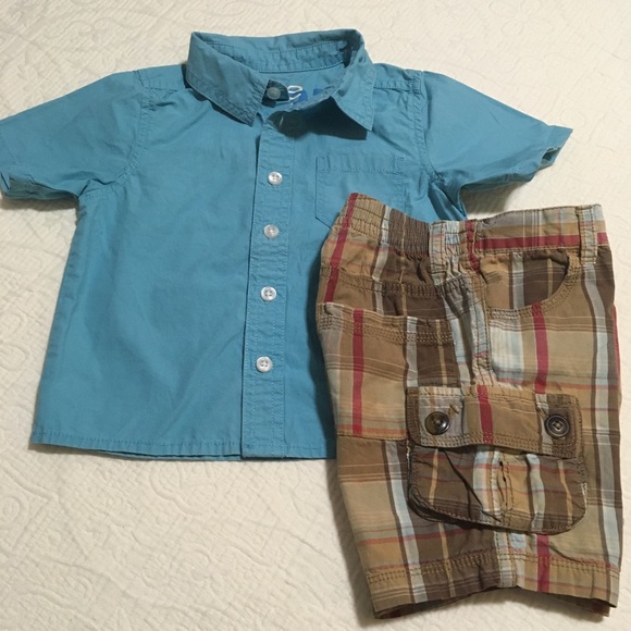 18-24m (4/$20) Cargo Shorts and Teal Button-Down by Joe Fresh - Picture 1 of 13